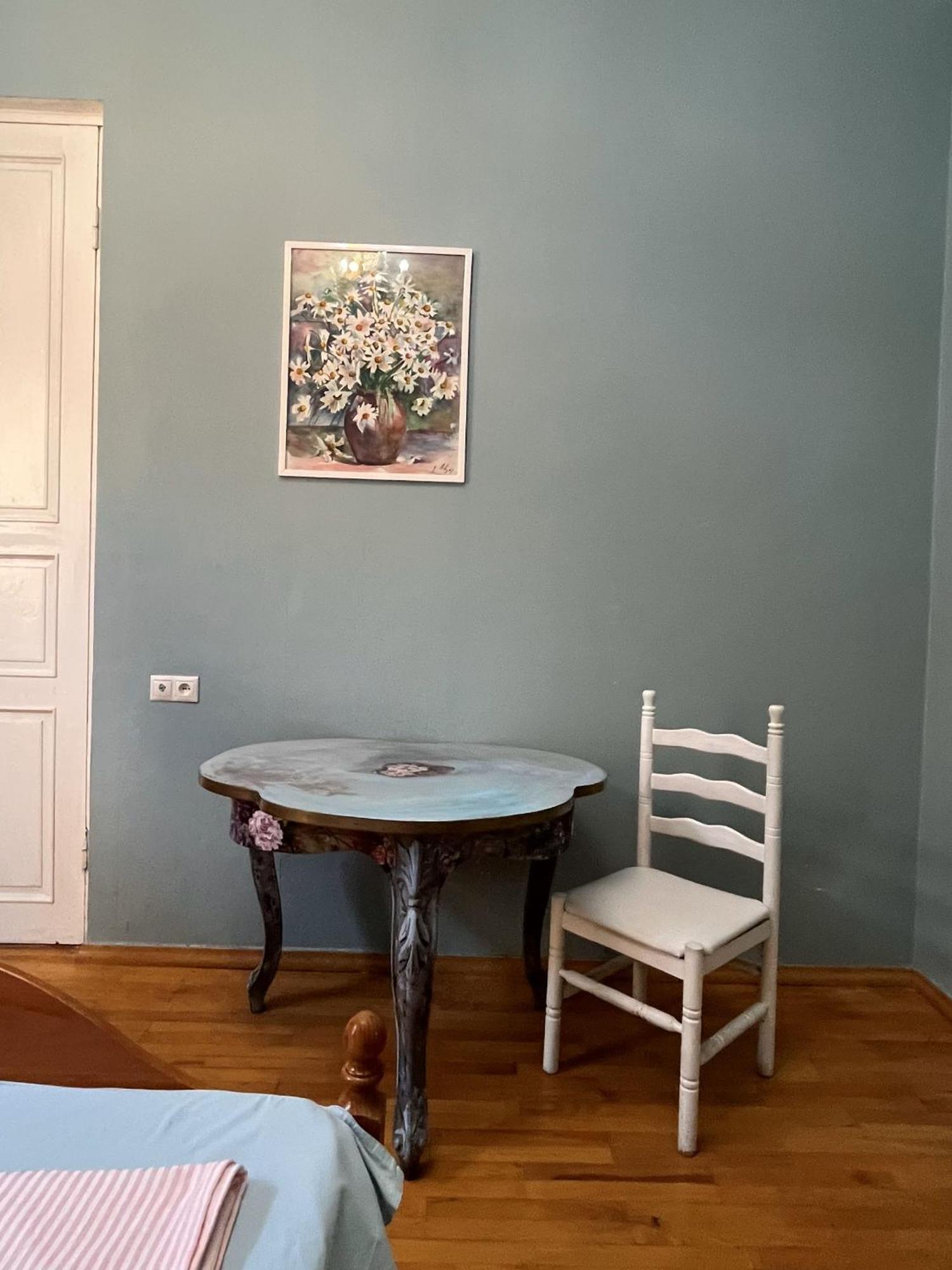 Guest House One Two Three Tbilisi Esterno foto