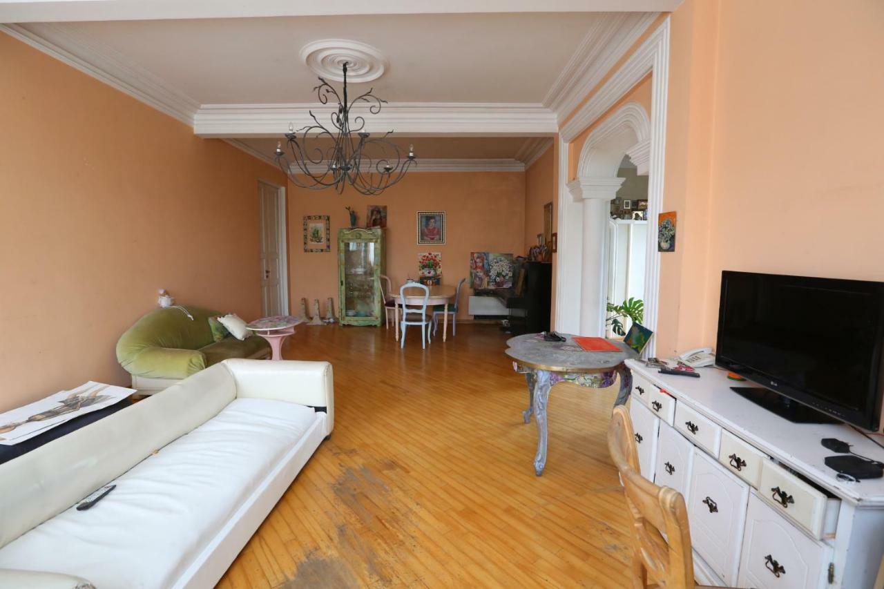 Guest House One Two Three Tbilisi Esterno foto